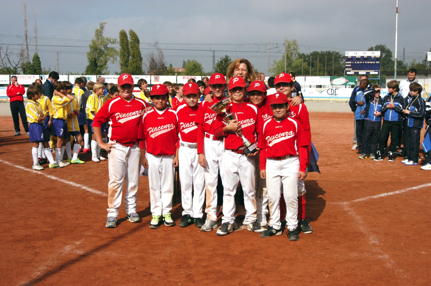Il Piacenza primo nei ragazzi baseball under 10 premiato da Simona Mallozzi 993893229